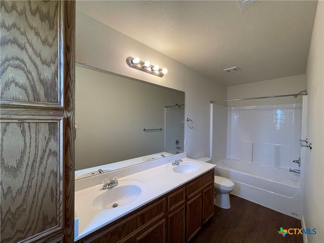 908 Lasso Drive, Killeen, TX 76543