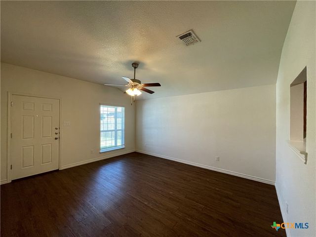 908 Lasso Drive, Killeen, TX 76543