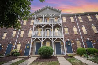 118 Steam Engine Drive 205, Mooresville, NC 28115