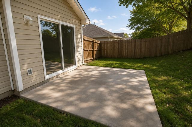 1610 TYPHOON DR, Columbia, MO 65202