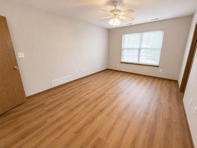 1610 TYPHOON DR, Columbia, MO 65202
