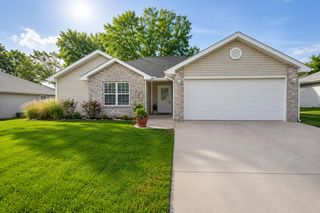 1610 TYPHOON DR, Columbia, MO 65202