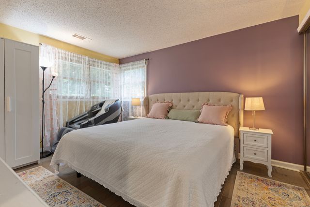 1701 W Schaumburg Road, Schaumburg, IL 60194