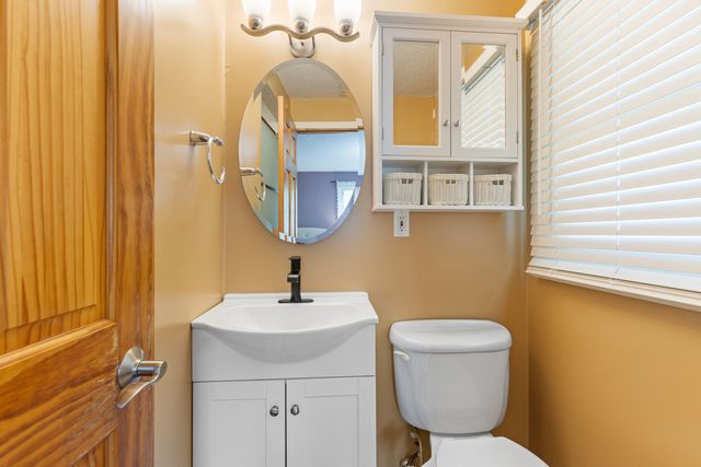 1701 W Schaumburg Road, Schaumburg, IL 60194