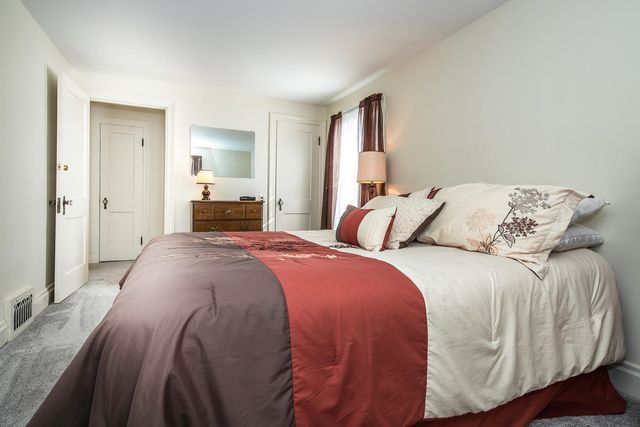 98 Harrington Avenue, Rutland City, VT 05701