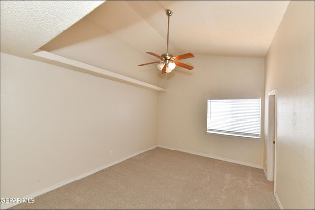 7096 LUZ DE ESPEJO Drive, El Paso, TX 79912