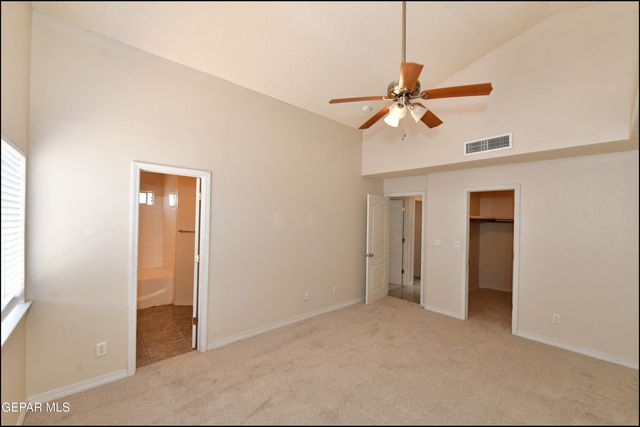 7096 LUZ DE ESPEJO Drive, El Paso, TX 79912