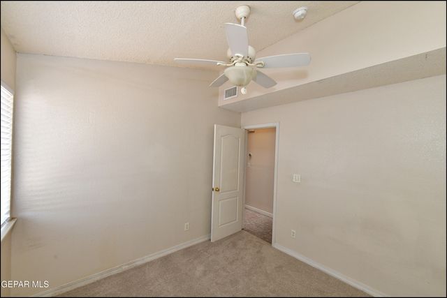 7096 LUZ DE ESPEJO Drive, El Paso, TX 79912