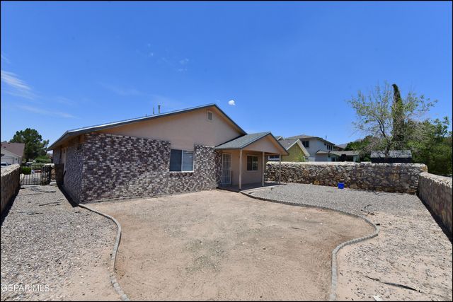 7096 LUZ DE ESPEJO Drive, El Paso, TX 79912