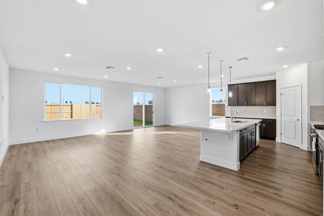 7781 Sikh Ct, Sacramento, CA 95829