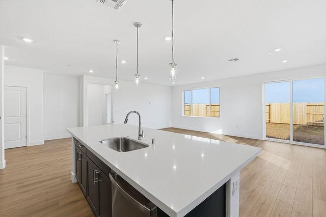 7781 Sikh Ct, Sacramento, CA 95829