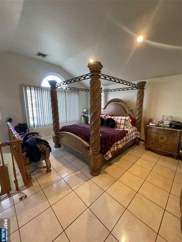 224 Division Avenue, Garfield, NJ 07026