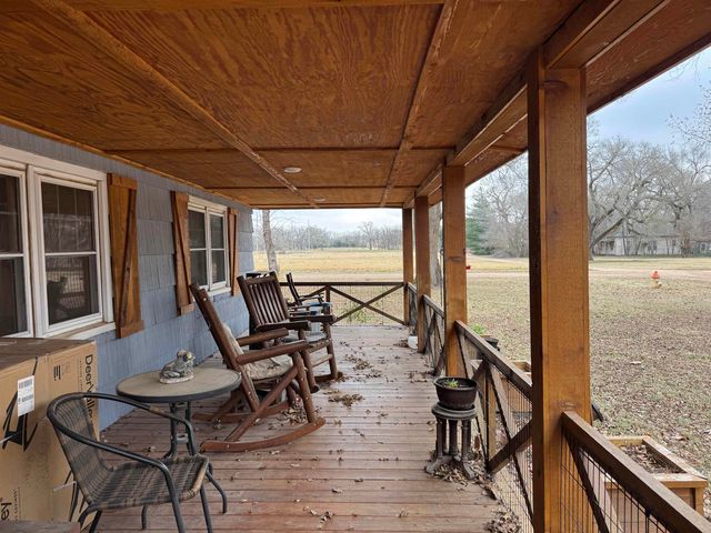 506 E 7th St, Harper, KS 67058