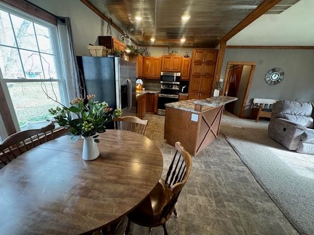 506 E 7th St, Harper, KS 67058