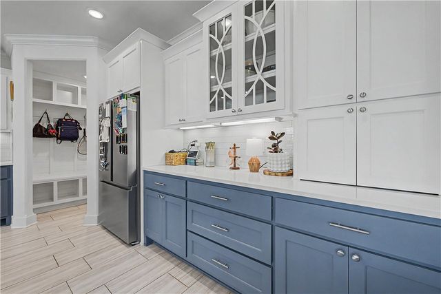 1130 Spring Hollow Road, Bentonville, AR 72713