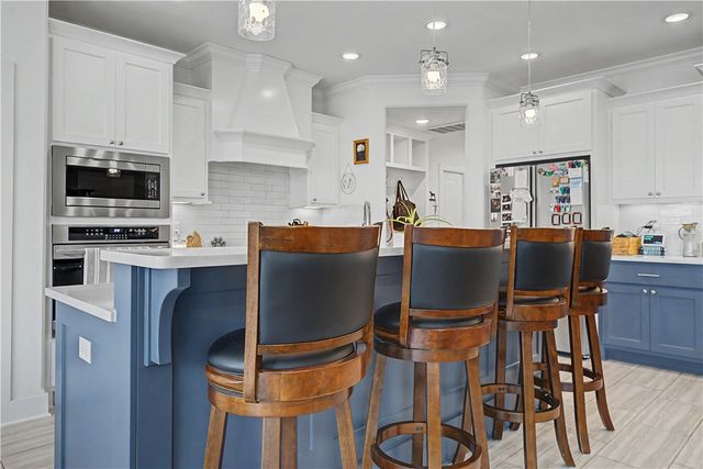 1130 Spring Hollow Road, Bentonville, AR 72713