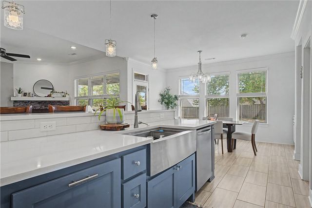1130 Spring Hollow Road, Bentonville, AR 72713