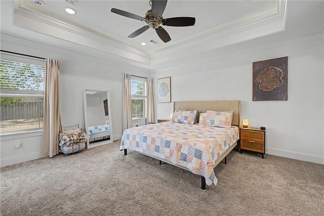 1130 Spring Hollow Road, Bentonville, AR 72713