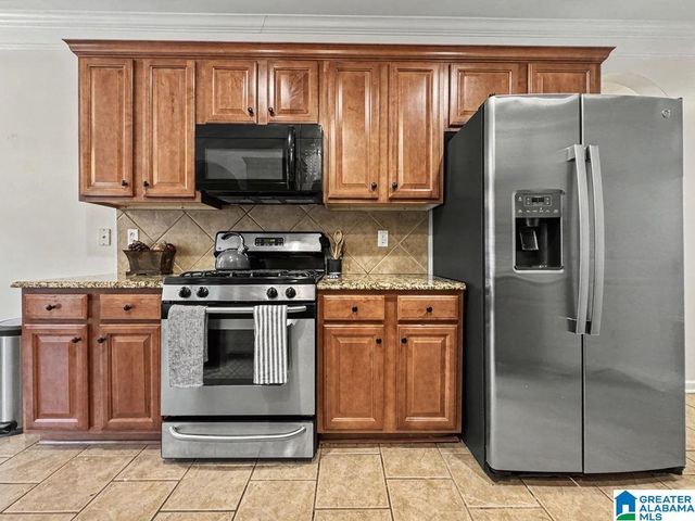 3009 VALLEY RIDGE ROAD, Birmingham, AL 35242