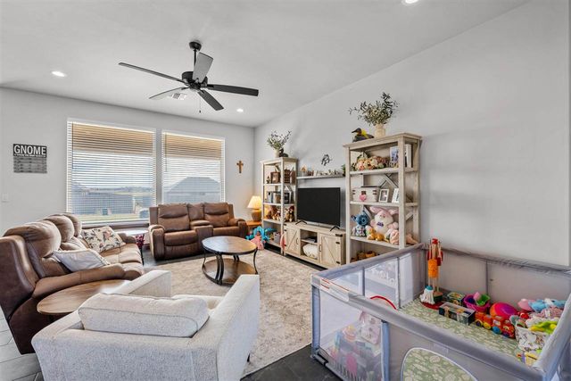 12393 Stone Ridge Ln, Fletcher, OK 73541