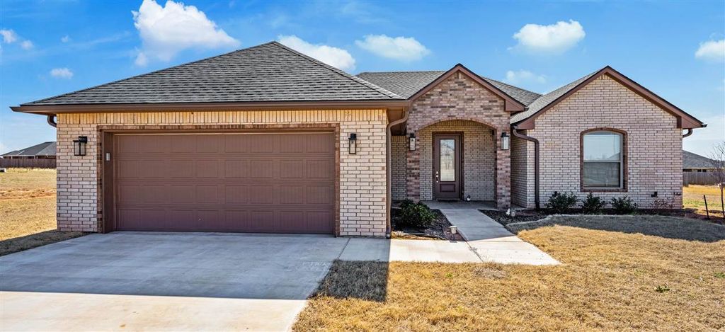 12393 Stone Ridge Ln, Fletcher, OK 73541