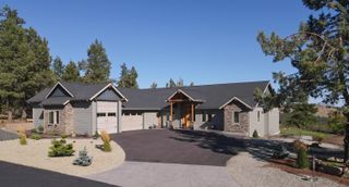 973 Bailey Mountain Road, Klamath Falls, OR 97601