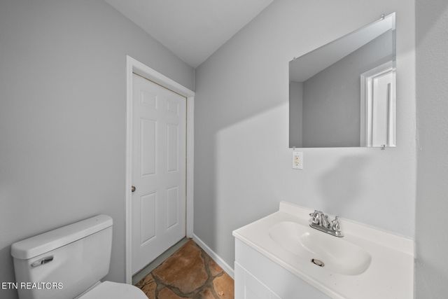 9301 Hondo Drive, Crossville, TN 38572