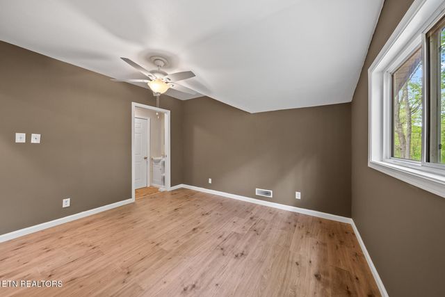 9301 Hondo Drive, Crossville, TN 38572