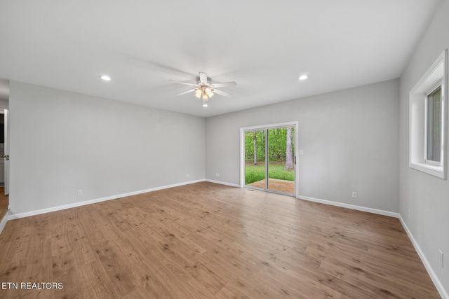 9301 Hondo Drive, Crossville, TN 38572