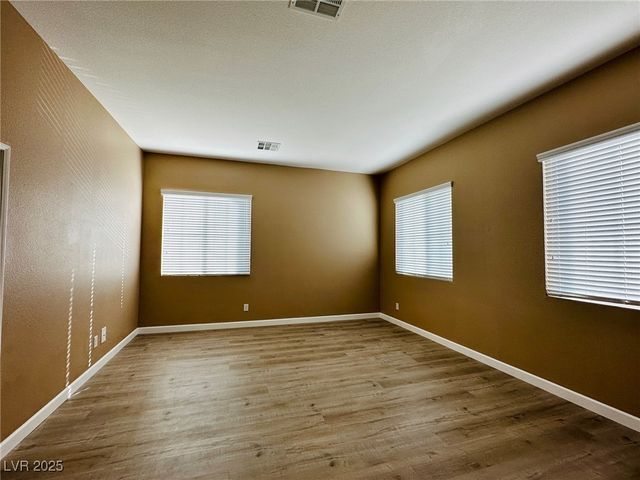 10428 Doman Avenue, Las Vegas, NV 89166