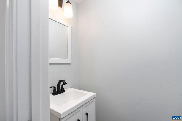 1517 DELPHI LN, Charlottesville, VA 22911