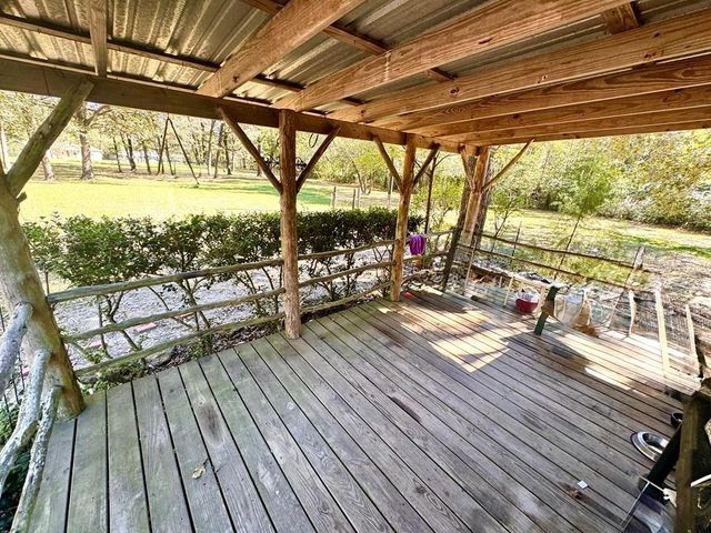 690 Jim Fenley Loop, Lufkin, TX 75901