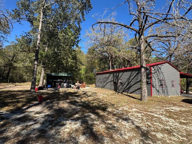 690 Jim Fenley Loop, Lufkin, TX 75901