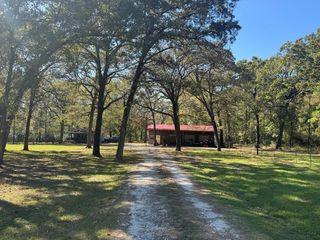 690 Jim Fenley Loop, Lufkin, TX 75901