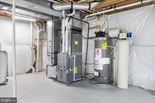 104 FIESTA DR, Stephenson, VA 22656