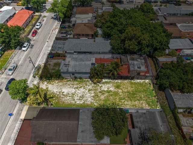 2709 NW 24th Avenue, Miami, FL 33142