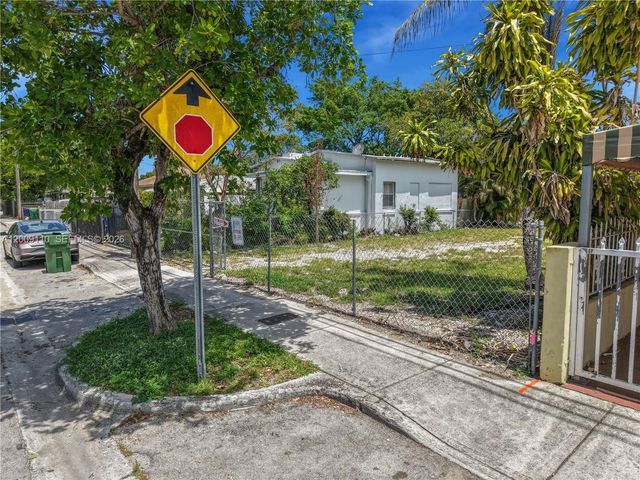 2709 NW 24th Avenue, Miami, FL 33142