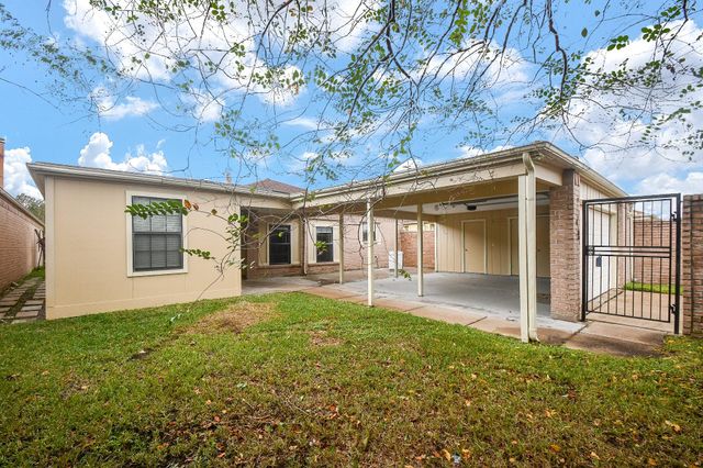 9414 Beringwood Drive, Houston, TX 77083