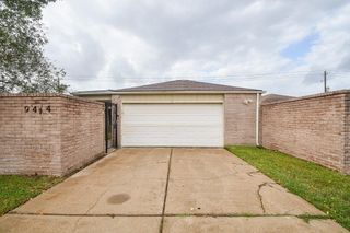 9414 Beringwood Drive, Houston, TX 77083