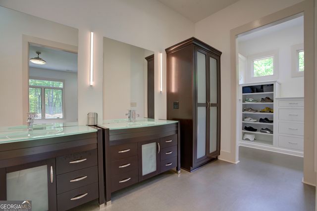 610 Kings Bridge Road SW, Cave Spring, GA 30124