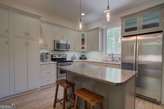 610 Kings Bridge Road SW, Cave Spring, GA 30124