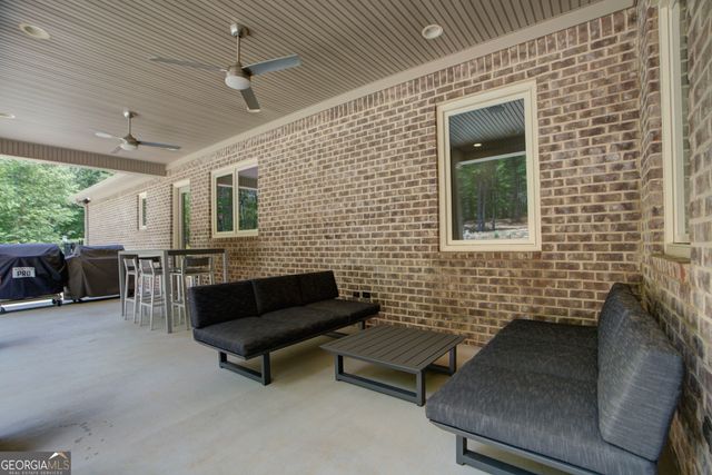 610 Kings Bridge Road SW, Cave Spring, GA 30124