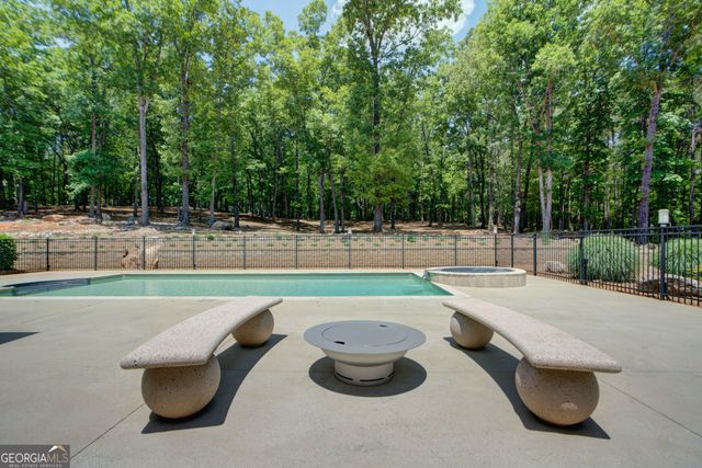 610 Kings Bridge Road SW, Cave Spring, GA 30124