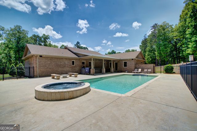 610 Kings Bridge Road SW, Cave Spring, GA 30124