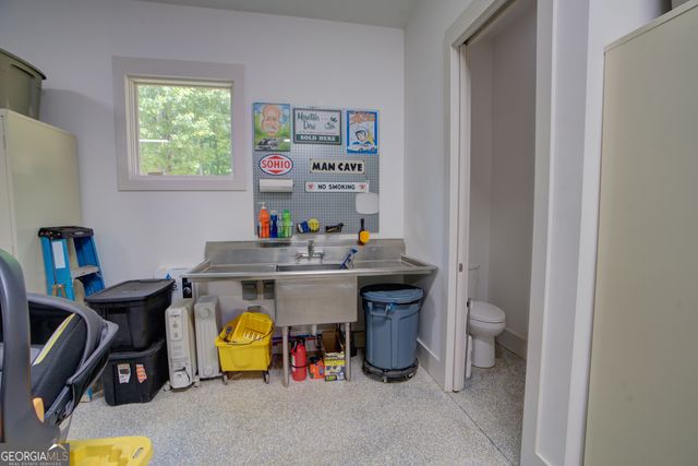 610 Kings Bridge Road SW, Cave Spring, GA 30124