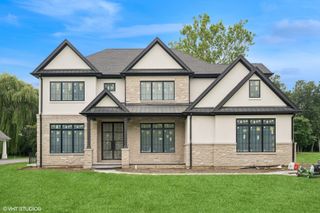 2102 Grange Avenue, Highland Park, IL 60035