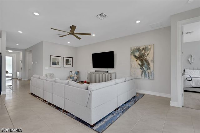 14537 Stern WAY, Naples, FL 34114