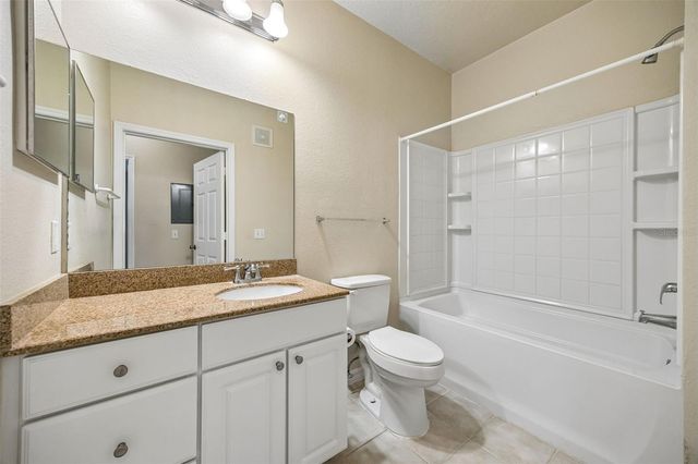 405 SOUTHERN PECAN CIRCLE 108, Winter Garden, FL 34787