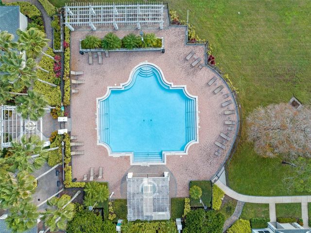 405 SOUTHERN PECAN CIRCLE 108, Winter Garden, FL 34787