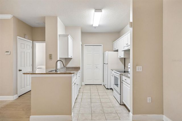 405 SOUTHERN PECAN CIRCLE 108, Winter Garden, FL 34787
